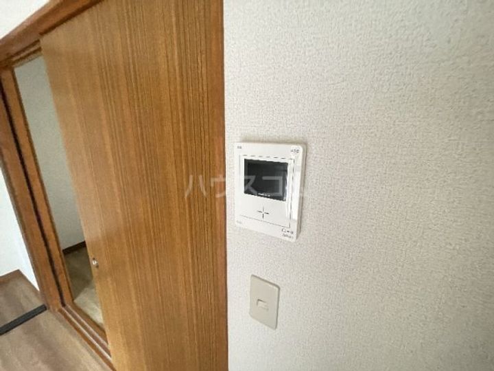 シャトルハウスIIの内装