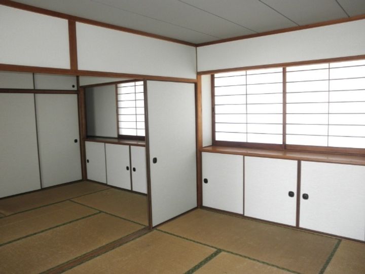 ローズハイツの居間