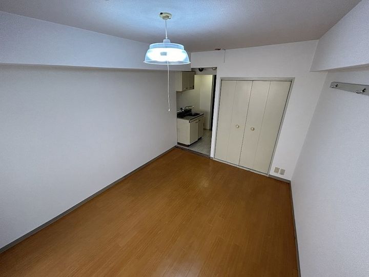 NKTハイツの居間