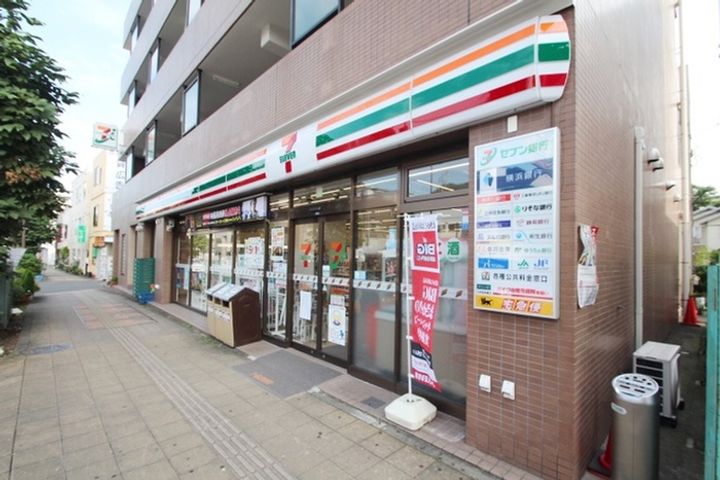ジョイフル三ツ沢B棟の周辺