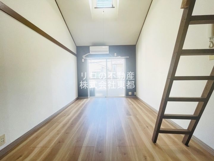 NSハイツ中原の居間