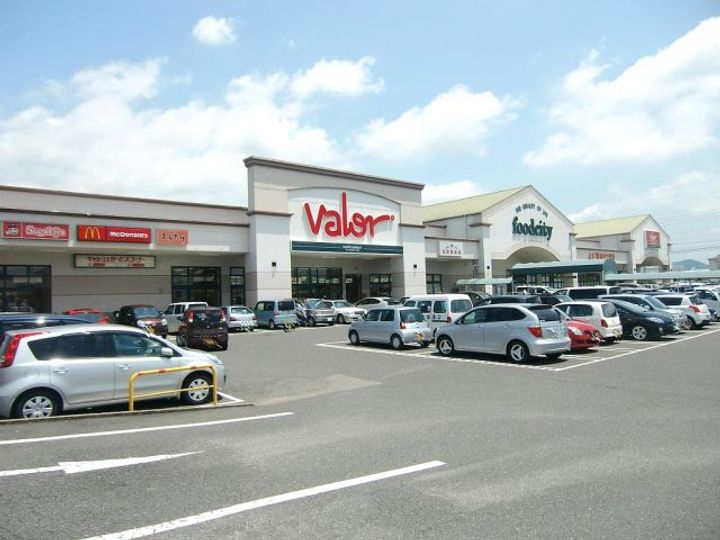 フルール・ブランシェCの周辺