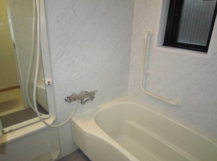 東京都新宿区若松町(マンション)の賃貸物件の風呂