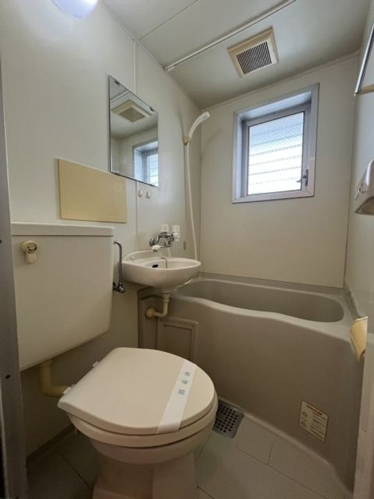 プラタナスの内装