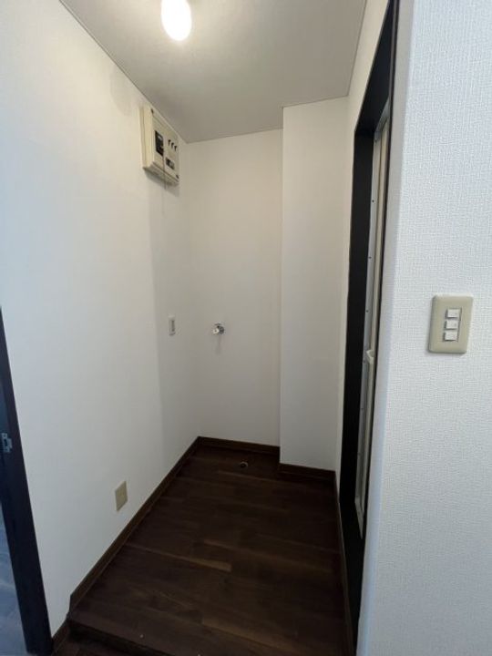 プラタナスの内装