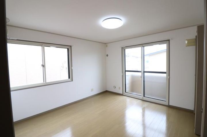 タウンハウス仁井田の内装