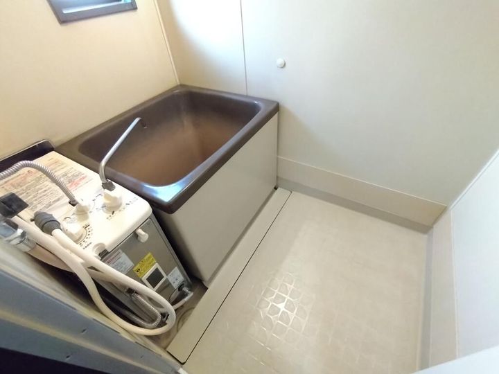 東京都足立区西新井本町5(アパート)の賃貸物件の風呂