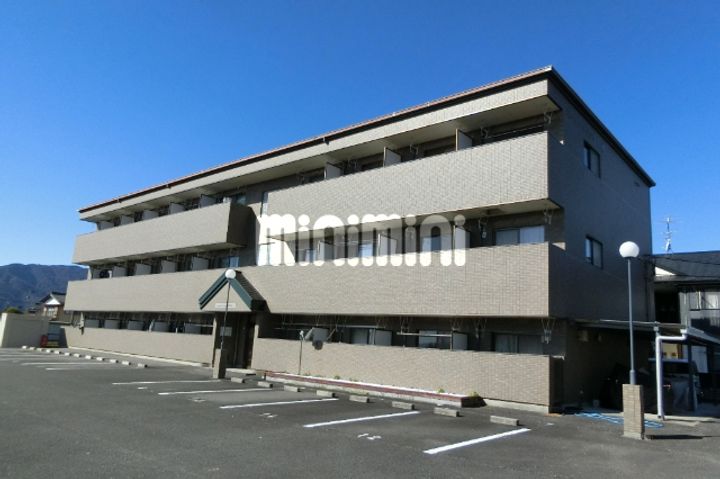 コーポスプリング Dの外観