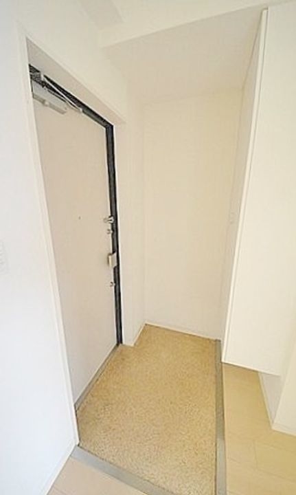 新和ルミエールの玄関