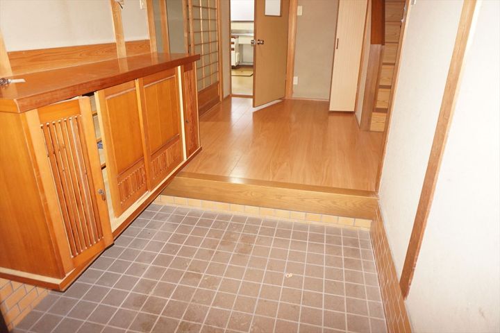 香川県高松市由良町(一戸建)の賃貸物件の玄関