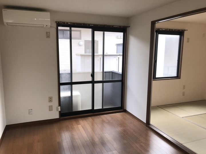 シティライフ小池Cの居間