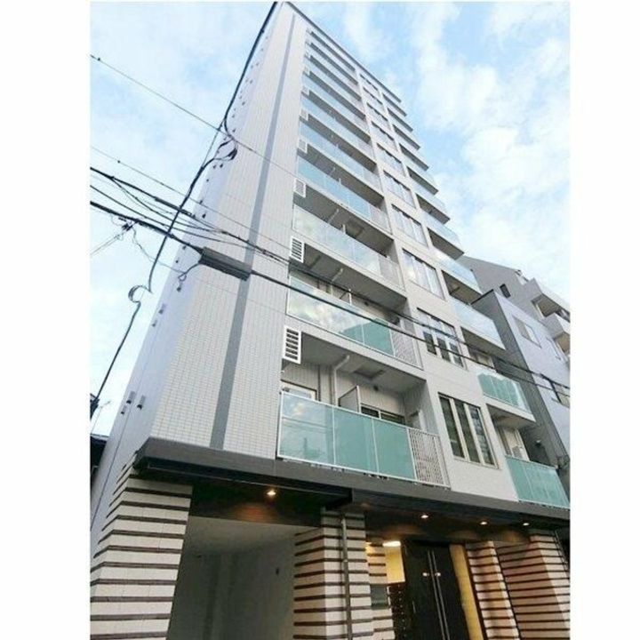 東京都新宿区市谷薬王寺町(マンション)の賃貸物件の外観