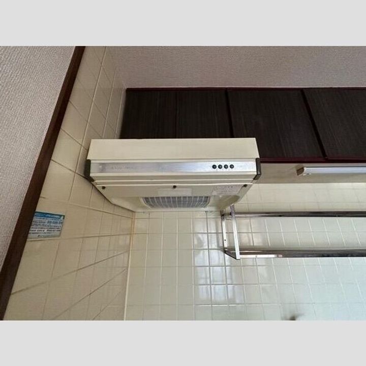 フェイヴァリト西添の内装