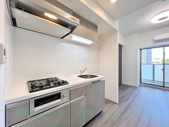 プレサンス名古屋菊井セルカのキッチン