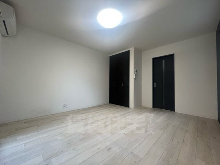 コージーヒル塩屋の居間