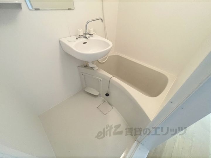 アミティ近大通りの風呂