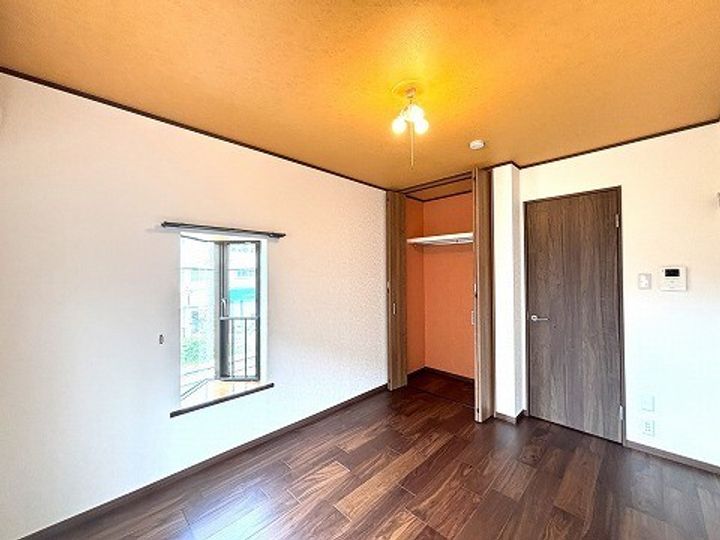 モンシャトーの居間