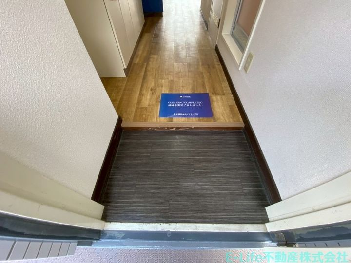 クレドール大江の玄関