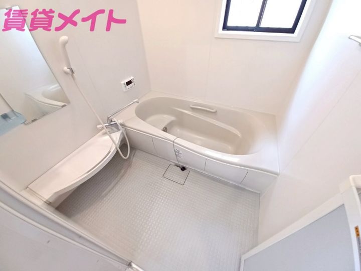 三重県四日市市別名4(一戸建)の賃貸物件の風呂