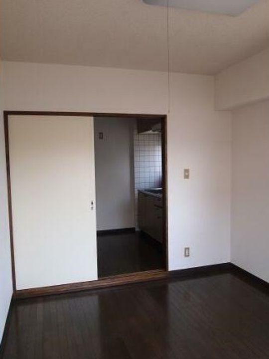 京浜ビルの内装