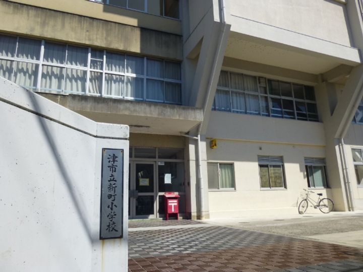 三重県津市桜田町(一戸建)の賃貸物件の周辺