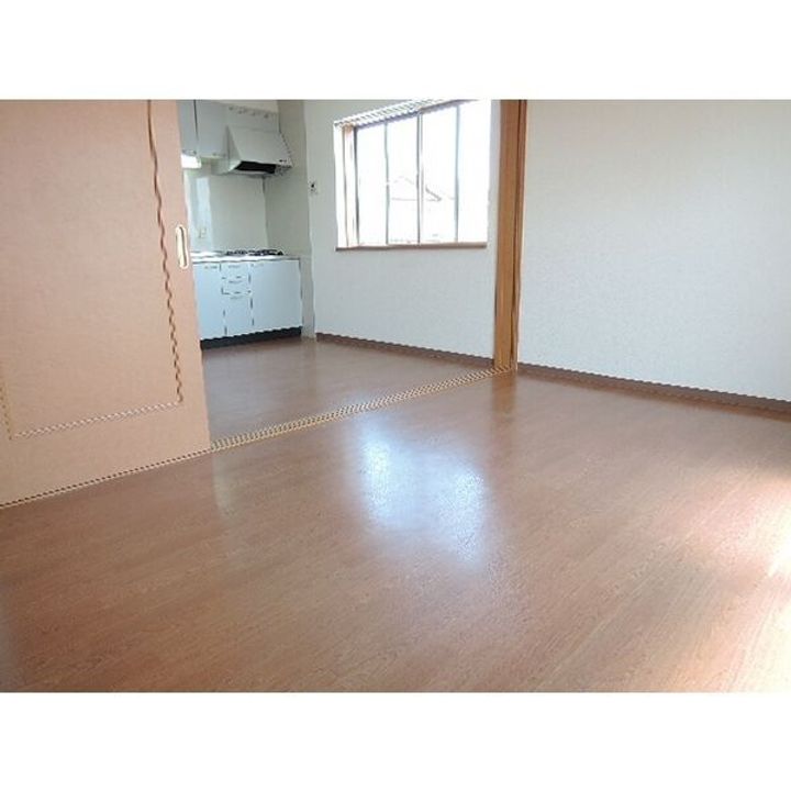 エフォールヒロIIの居間