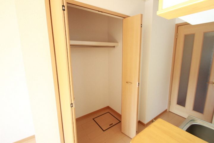 山口県岩国市多田1(アパート)の賃貸物件の内装