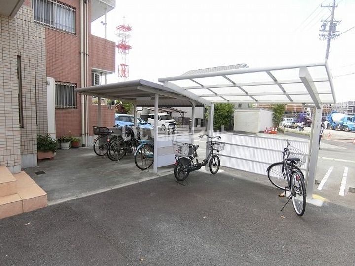 三重県津市幸町(マンション)の賃貸物件の地図