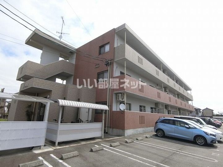 三重県津市幸町(マンション)の賃貸物件の外観