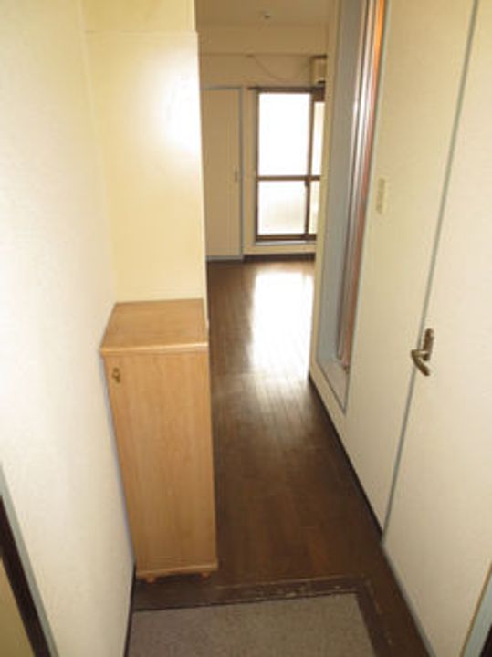 大阪府門真市元町(マンション)の賃貸物件の玄関