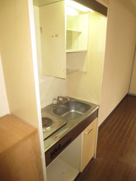 大阪府門真市元町(マンション)の賃貸物件のキッチン