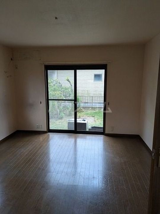 静岡県磐田市福田(一戸建)の賃貸物件の居間