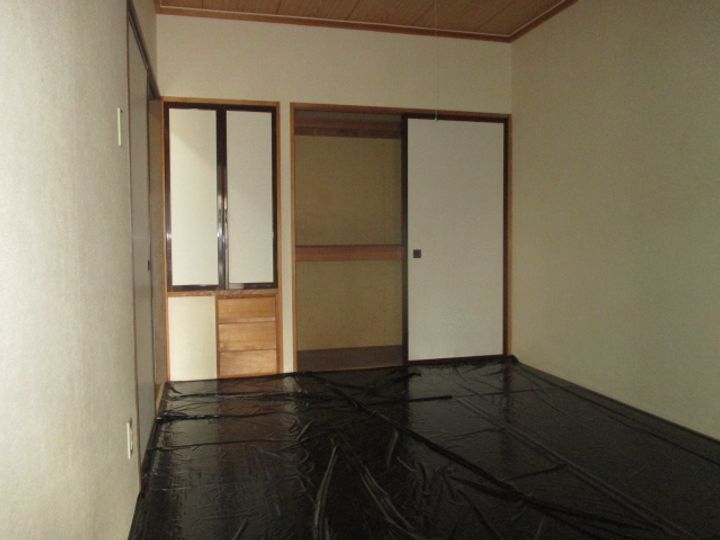 赤石マンションの内装