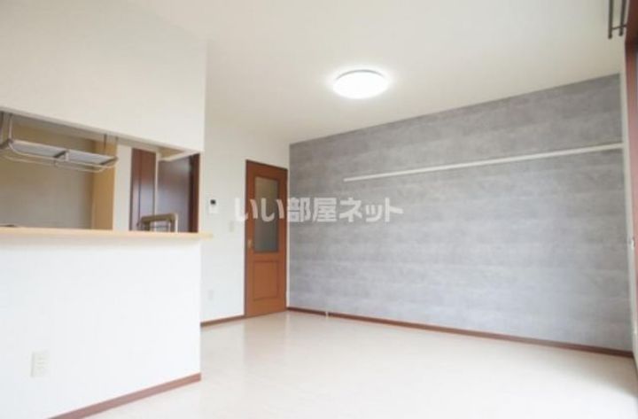 ラ・フィオ-レBの居間