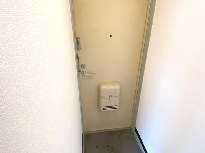 東京都豊島区長崎5(マンション)の賃貸物件の玄関