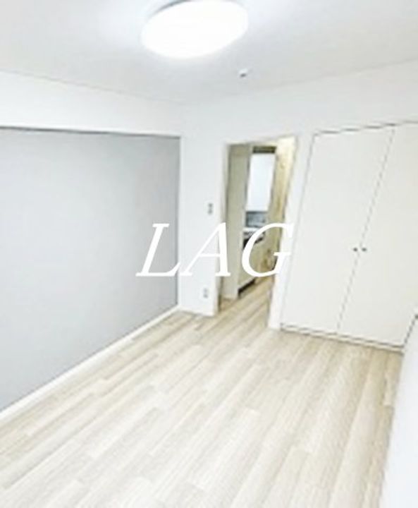 白樺マンションの居間