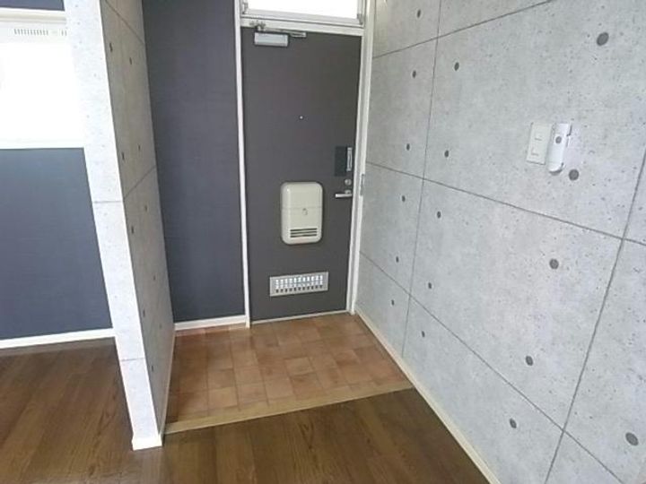 岐阜県羽島郡笠松町門間(アパート)の賃貸物件の玄関