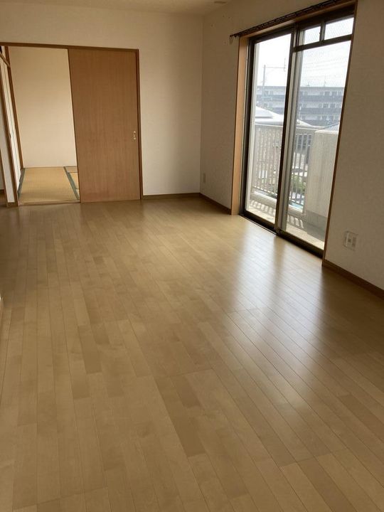 コモドフォレスタIIの居間