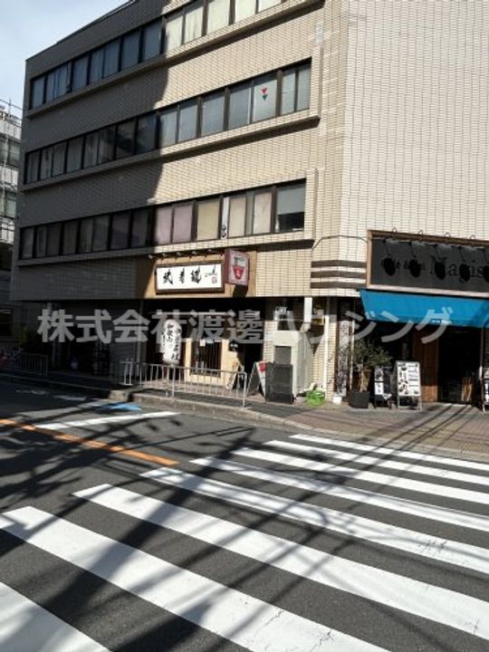 MCOURT江坂の周辺