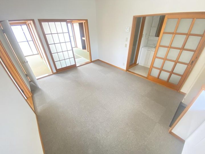 神奈川県横浜市緑区霧が丘6(アパート)の賃貸物件の居間