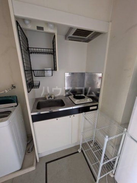 メゾン・よつくらのキッチン