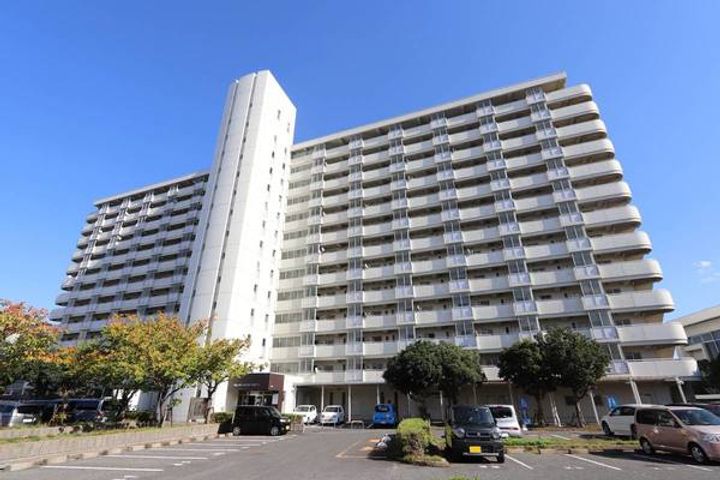 ビレッジハウス光南タワー1号棟の外観