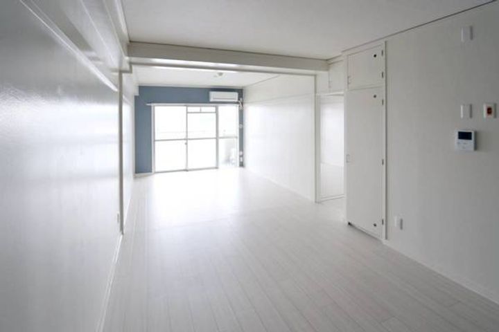 ビレッジハウス光南タワー1号棟の居間