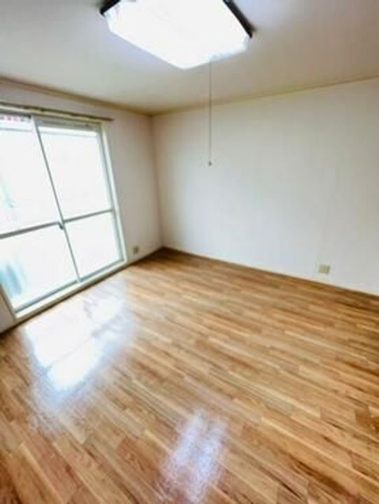 西ハイツの居間