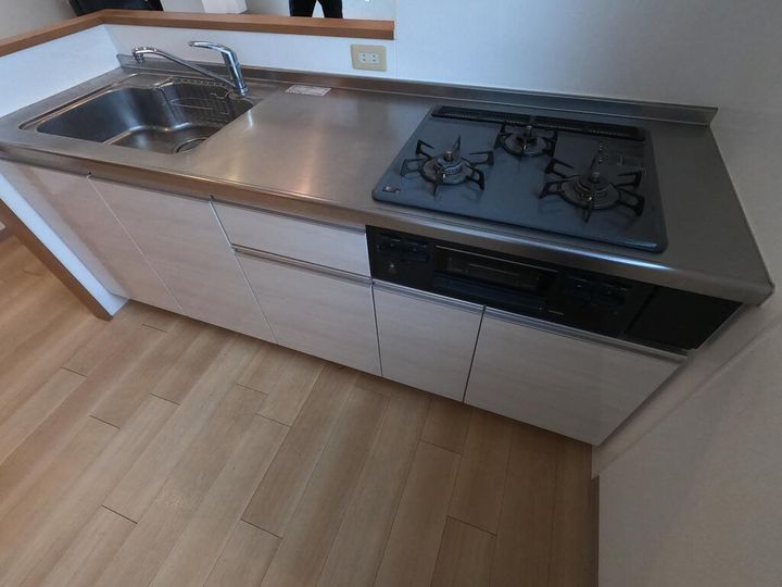 メゾン富士の居間