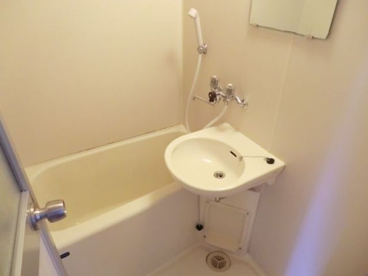 チェリーハイツ吉祥寺の風呂