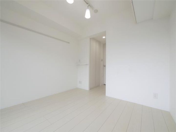 ブライズ高砂の居間