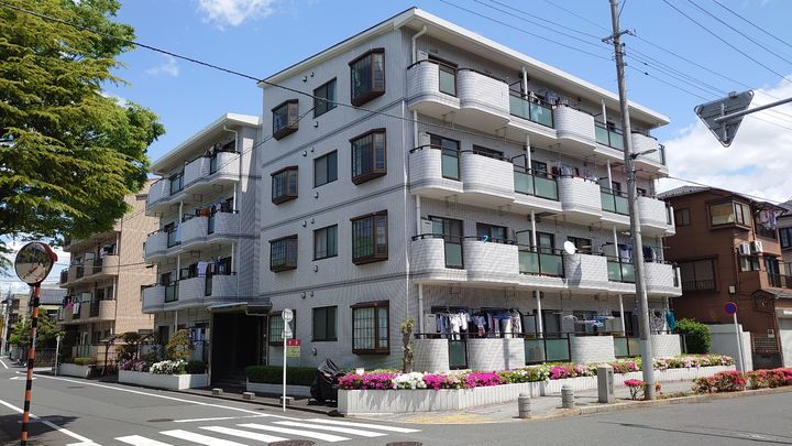 レジデンス梶本の外観