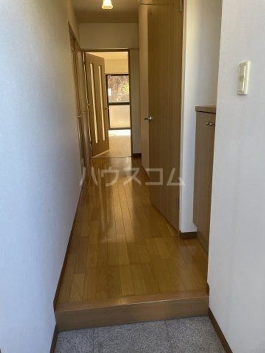 ゴールドヴィレッジIIの玄関