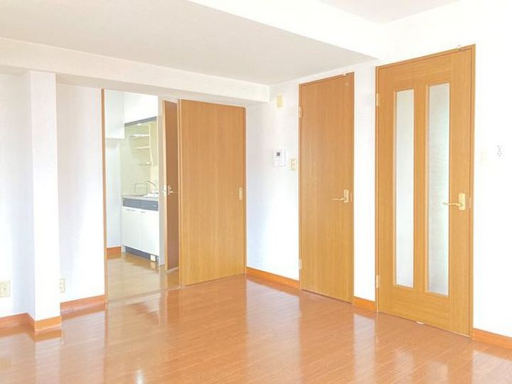 岡山県岡山市中区門田屋敷2の賃貸マンションの内装